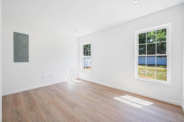 655 Post Avenue, Bellport, NY 11713