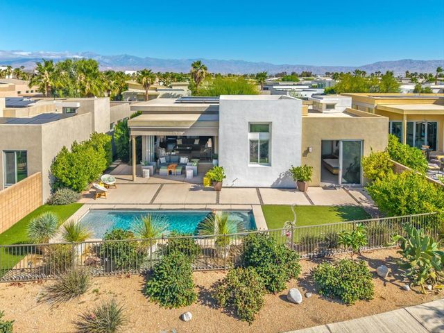 4238 Indigo Street, Palm Springs, CA 92262