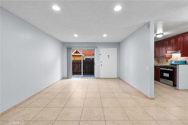 14265 Terra Bella St 10, Panorama City, CA 91402