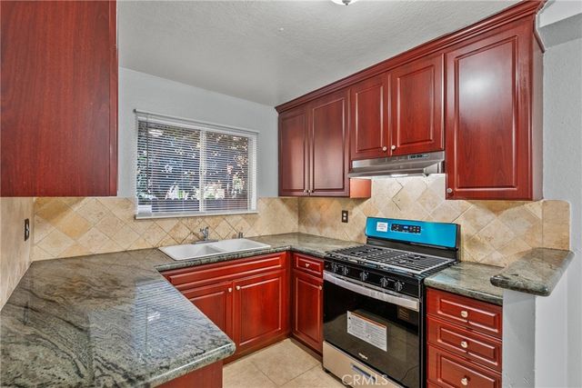 14265 Terra Bella St 10, Panorama City, CA 91402