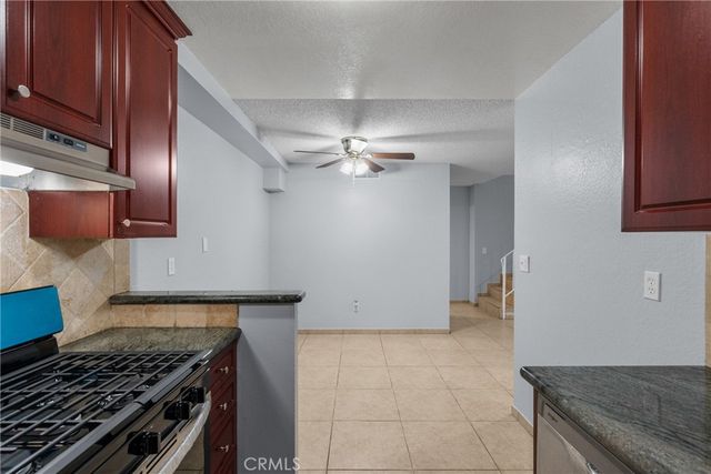 14265 Terra Bella St 10, Panorama City, CA 91402