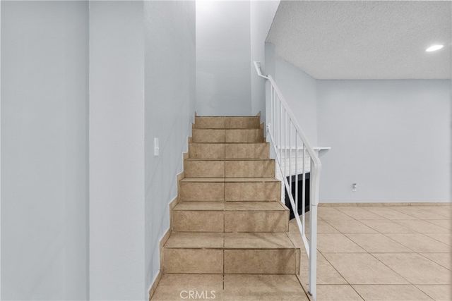 14265 Terra Bella St 10, Panorama City, CA 91402