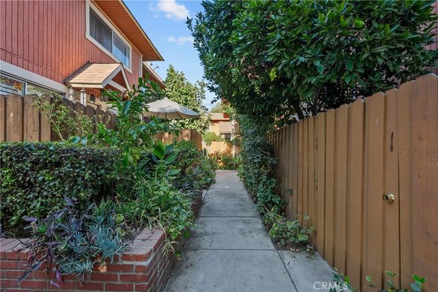 14265 Terra Bella St 10, Panorama City, CA 91402