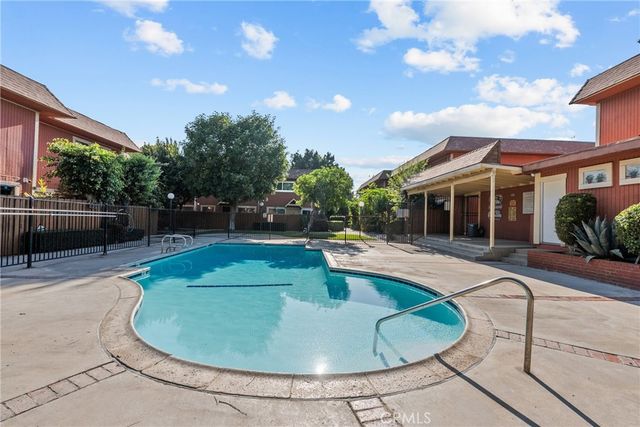 14265 Terra Bella St 10, Panorama City, CA 91402