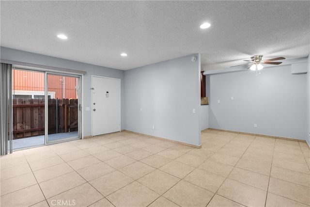 14265 Terra Bella St 10, Panorama City, CA 91402