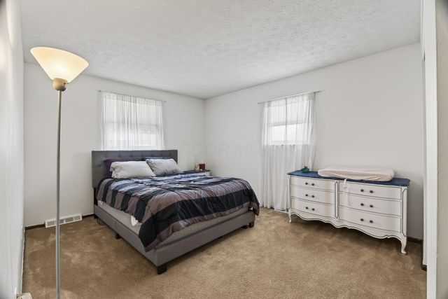 1755 Hillandale Avenue, Columbus, OH 43229