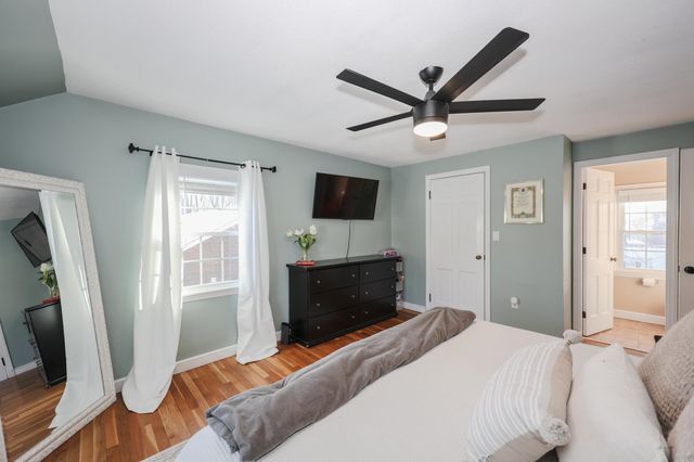 288 Oak Street, Manchester, NH 03104