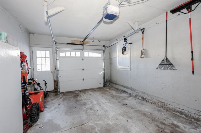 288 Oak Street, Manchester, NH 03104