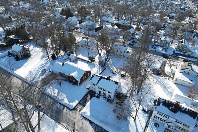 288 Oak Street, Manchester, NH 03104