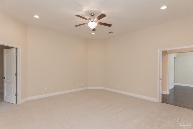 6013 Augustine Dr, Pace, FL 32571