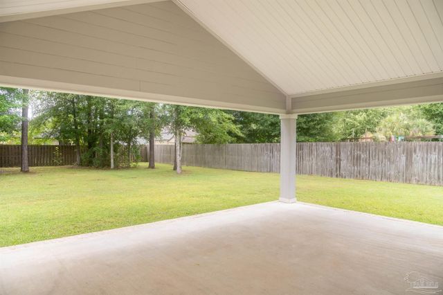 6013 Augustine Dr, Pace, FL 32571