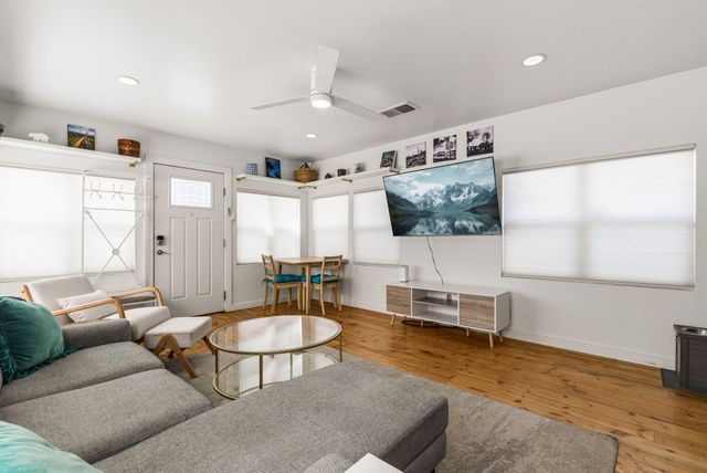 514 9th Street SW, Albuquerque, NM 87102