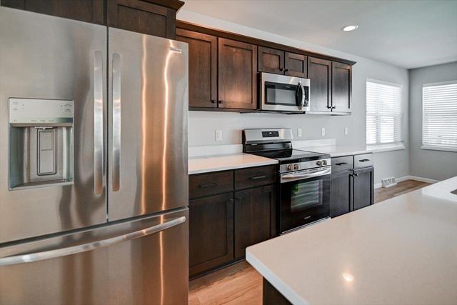 830 Lady Bug Lane, Verona, WI 53593