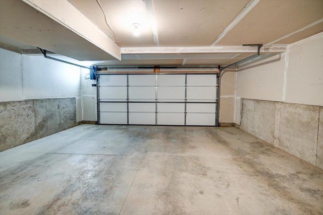 830 Lady Bug Lane, Verona, WI 53593