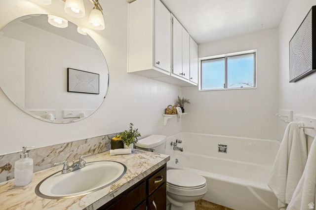 7404 S SUNHILL CIR, Cottonwood Heights, UT 84121