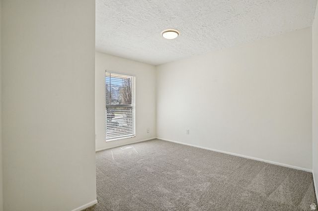 7404 S SUNHILL CIR, Cottonwood Heights, UT 84121