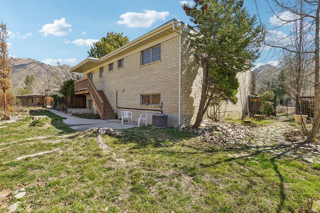 7404 S SUNHILL CIR, Cottonwood Heights, UT 84121