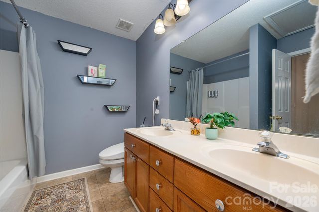 735 Mountainwater Drive, Charlotte, NC 28262
