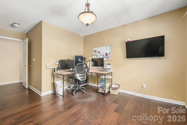 735 Mountainwater Drive, Charlotte, NC 28262
