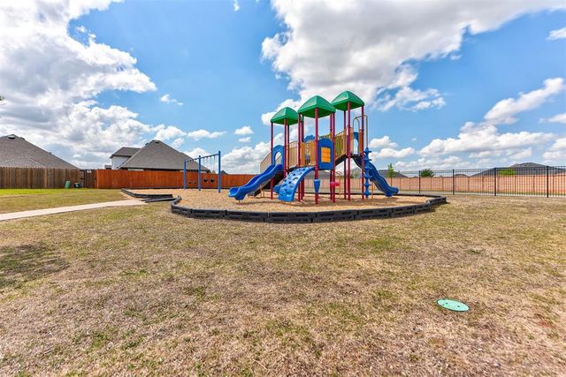 4205 NW 156th Court, Edmond, OK 73013