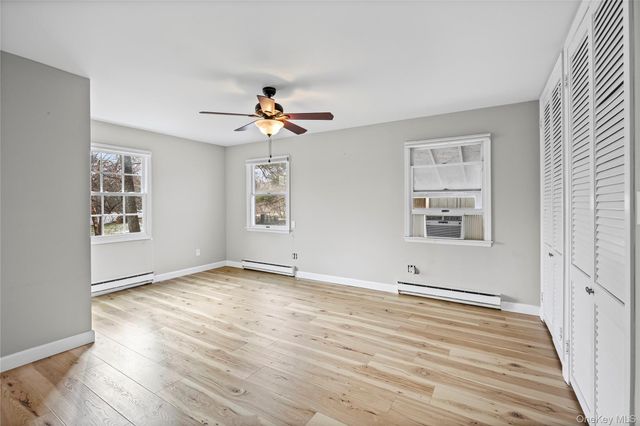 21 Seacliff Lane, Miller Place, NY 11764