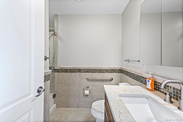 21 Seacliff Lane, Miller Place, NY 11764