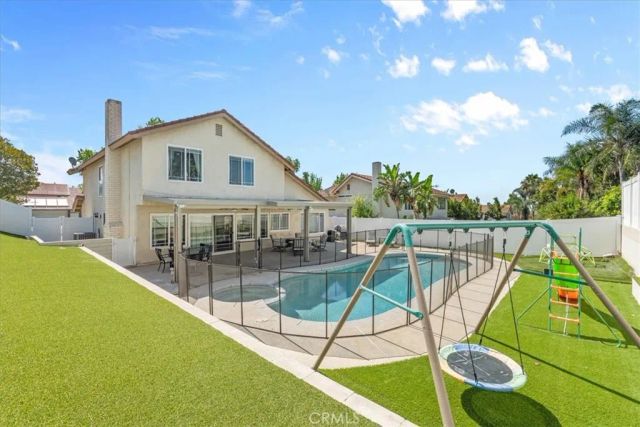 1579 Wedgewood Way, Upland, CA 91786