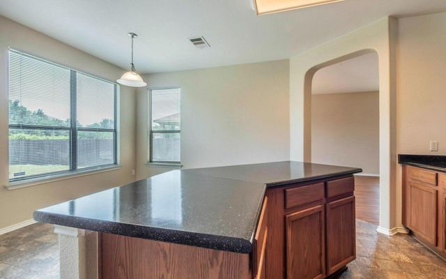 1736 Bayland ST, Round Rock, TX 78664