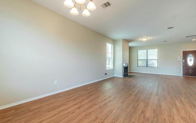 1736 Bayland ST, Round Rock, TX 78664