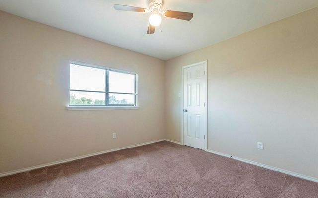1736 Bayland ST, Round Rock, TX 78664