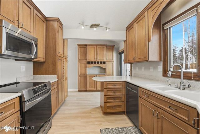 19321 Verdant Circle, Eagle River, AK 99577