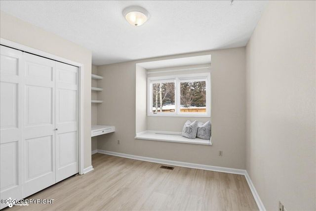 19321 Verdant Circle, Eagle River, AK 99577