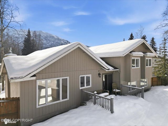 19321 Verdant Circle, Eagle River, AK 99577