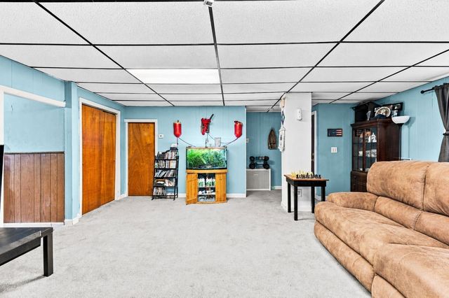 257 Austin St, New Bedford, MA 02740