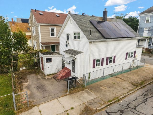 257 Austin St, New Bedford, MA 02740