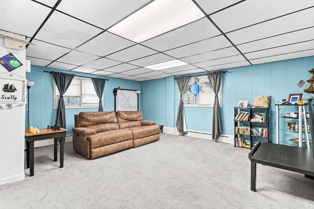 257 Austin St, New Bedford, MA 02740