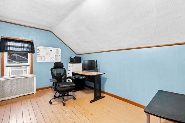 257 Austin St, New Bedford, MA 02740