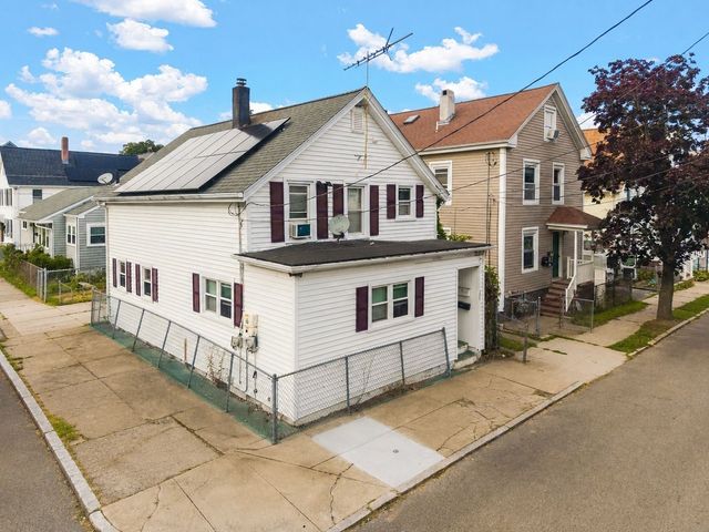 257 Austin St, New Bedford, MA 02740