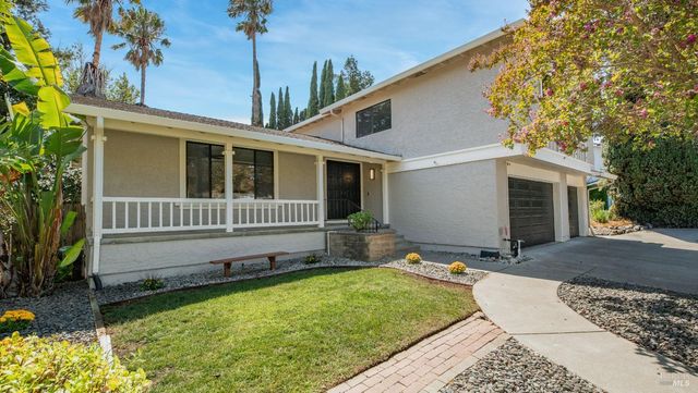 3265 Arroyo Dr, Fairfield, CA 94533