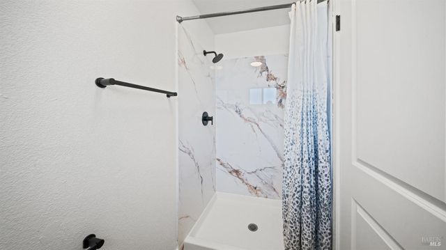 3265 Arroyo Dr, Fairfield, CA 94533