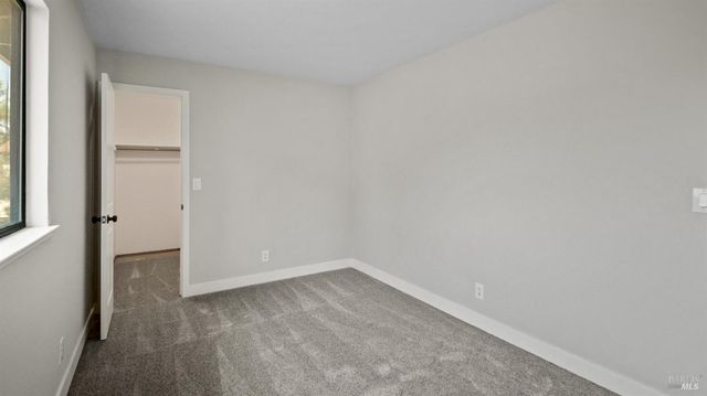 3265 Arroyo Dr, Fairfield, CA 94533