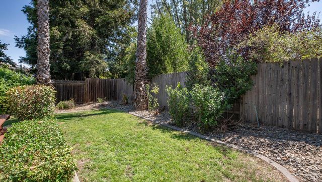 3265 Arroyo Dr, Fairfield, CA 94533