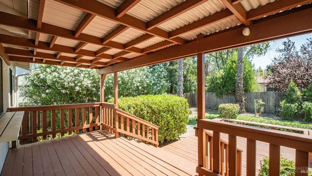 3265 Arroyo Dr, Fairfield, CA 94533