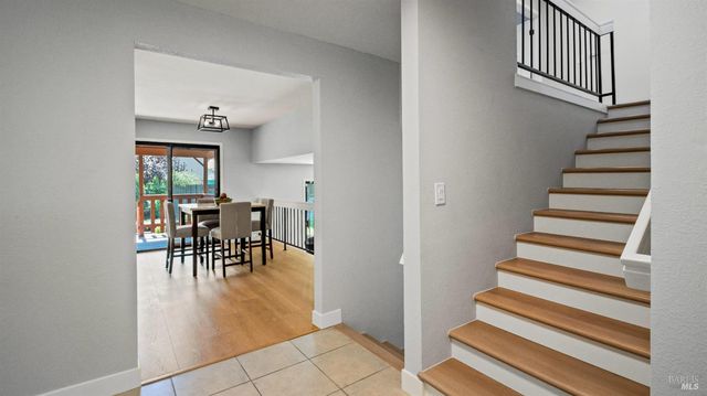 3265 Arroyo Dr, Fairfield, CA 94533