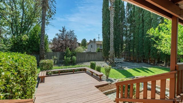 3265 Arroyo Dr, Fairfield, CA 94533