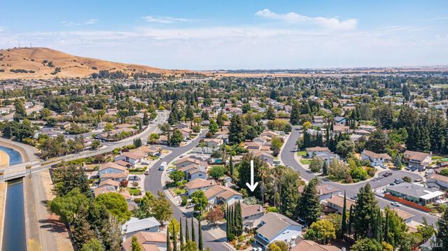 3265 Arroyo Dr, Fairfield, CA 94533