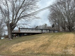 713 Arrowhead Trail, Marion, NC 28752