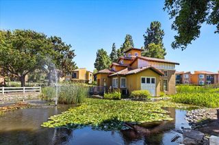 17165 W Bernardo Dr 205, San Diego, CA 92127