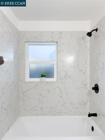 1406 Monterey St, Richmond, CA 94804