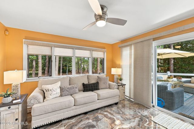 64 Pinewild Drive, Pinehurst, NC 28374